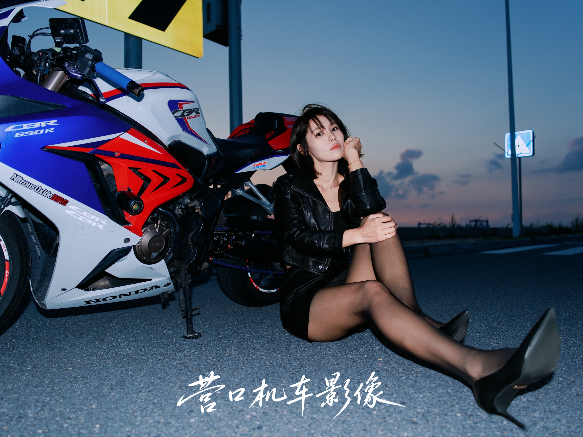 月夜引擎机车摄影作品 12